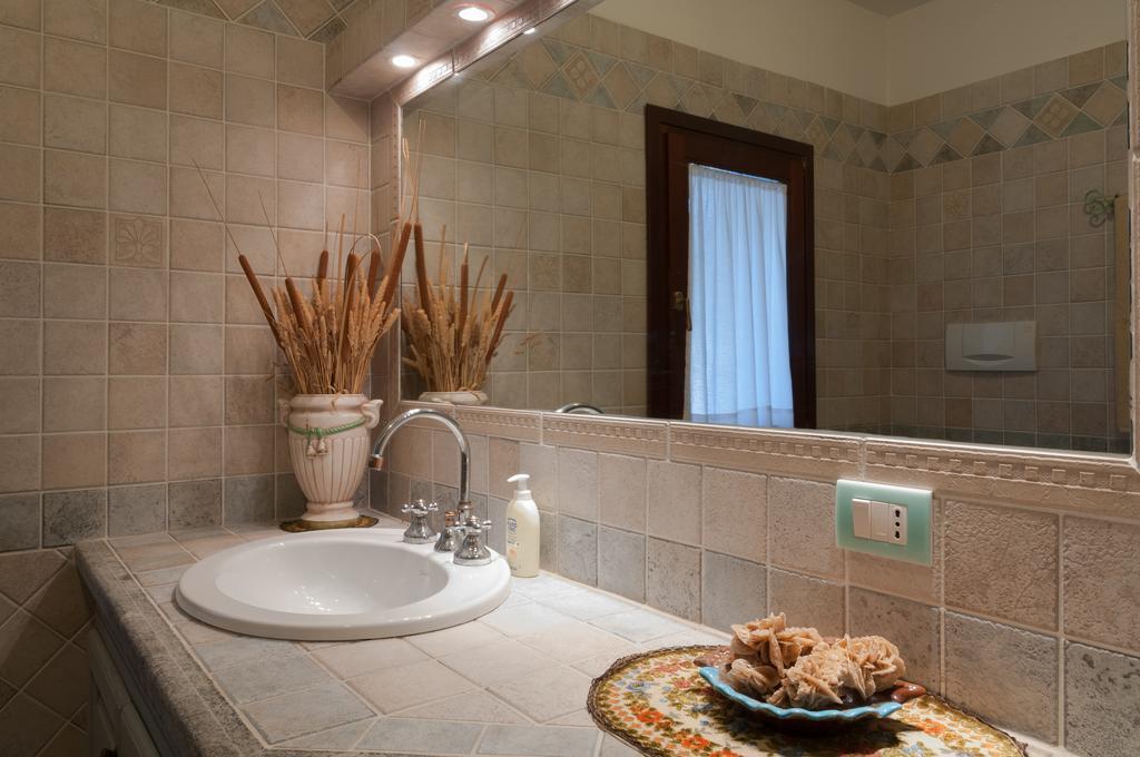 B&B Li Conchi Арцахена Екстериор снимка